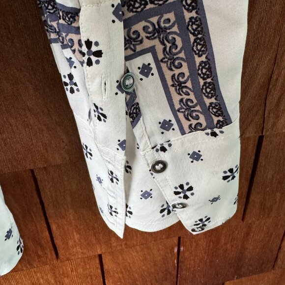 Free People White Bandana Print Long Sleeve Button Up Shirt Relaxed Fit Large - Picture 13 of 14